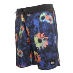 Quiksilver Highline Sprayed Daisy In Blue Boardshort